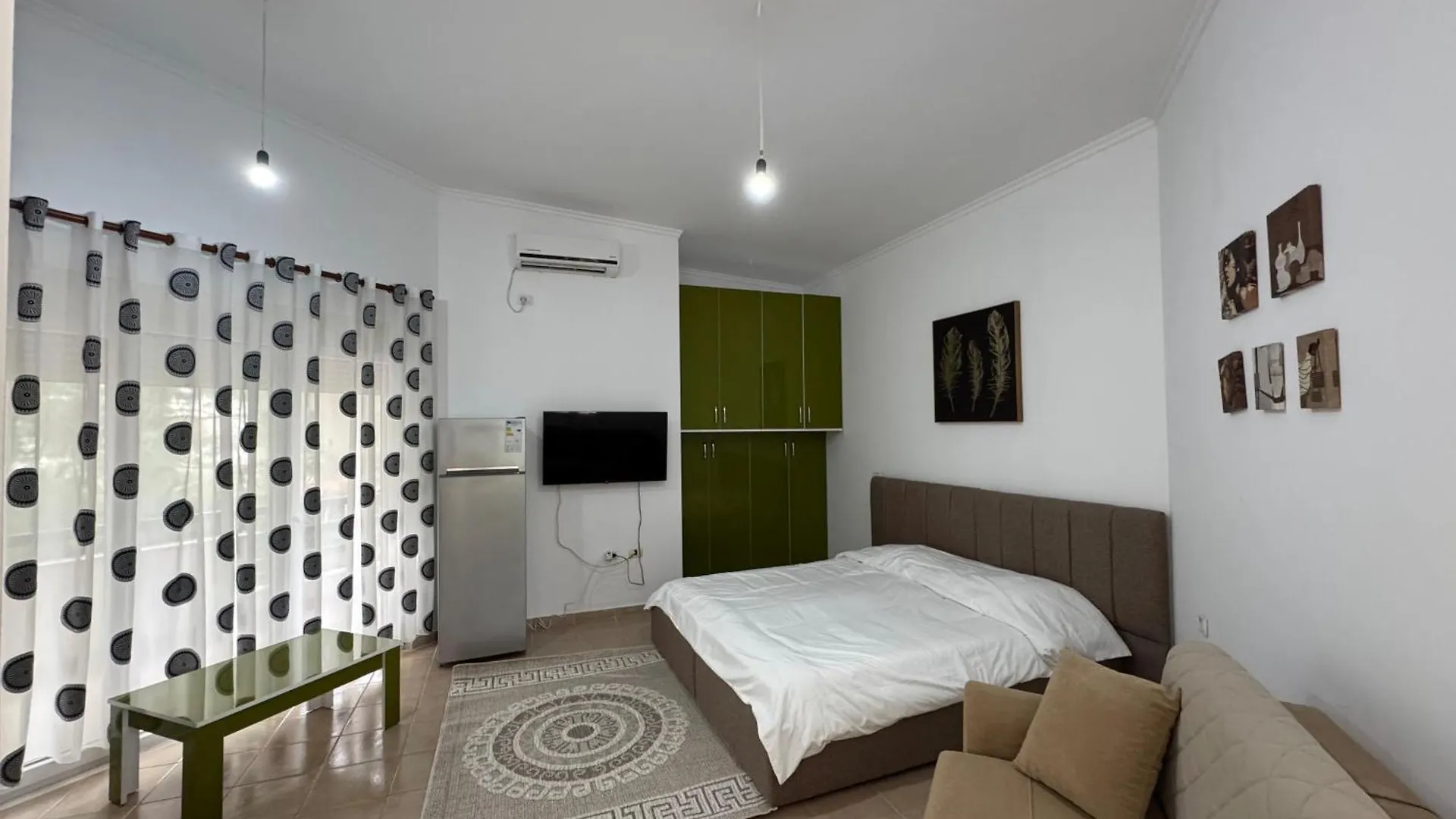 اتصالات Machiavelli Apartments Lura 1 